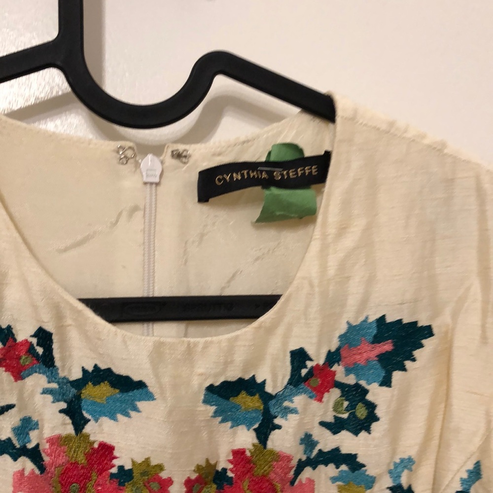 Embroidered Cynthia Steffens dress - Picture 4 of 4